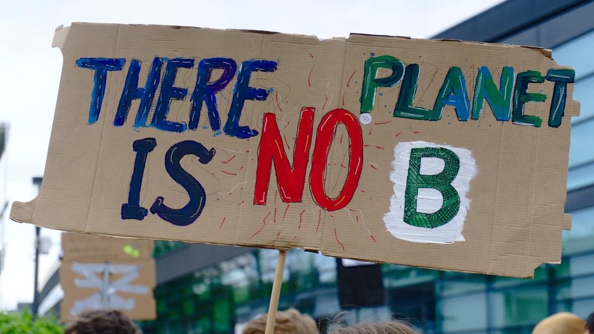 Rinnovabili • Cambiamento climatico: 8 giovani portano l’Australia in tribunale