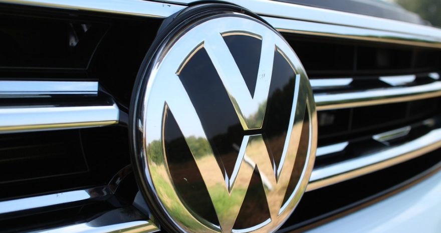 Rinnovabili • Stop auto diesel e benzina: Volkswagen dice addio entro il 2035