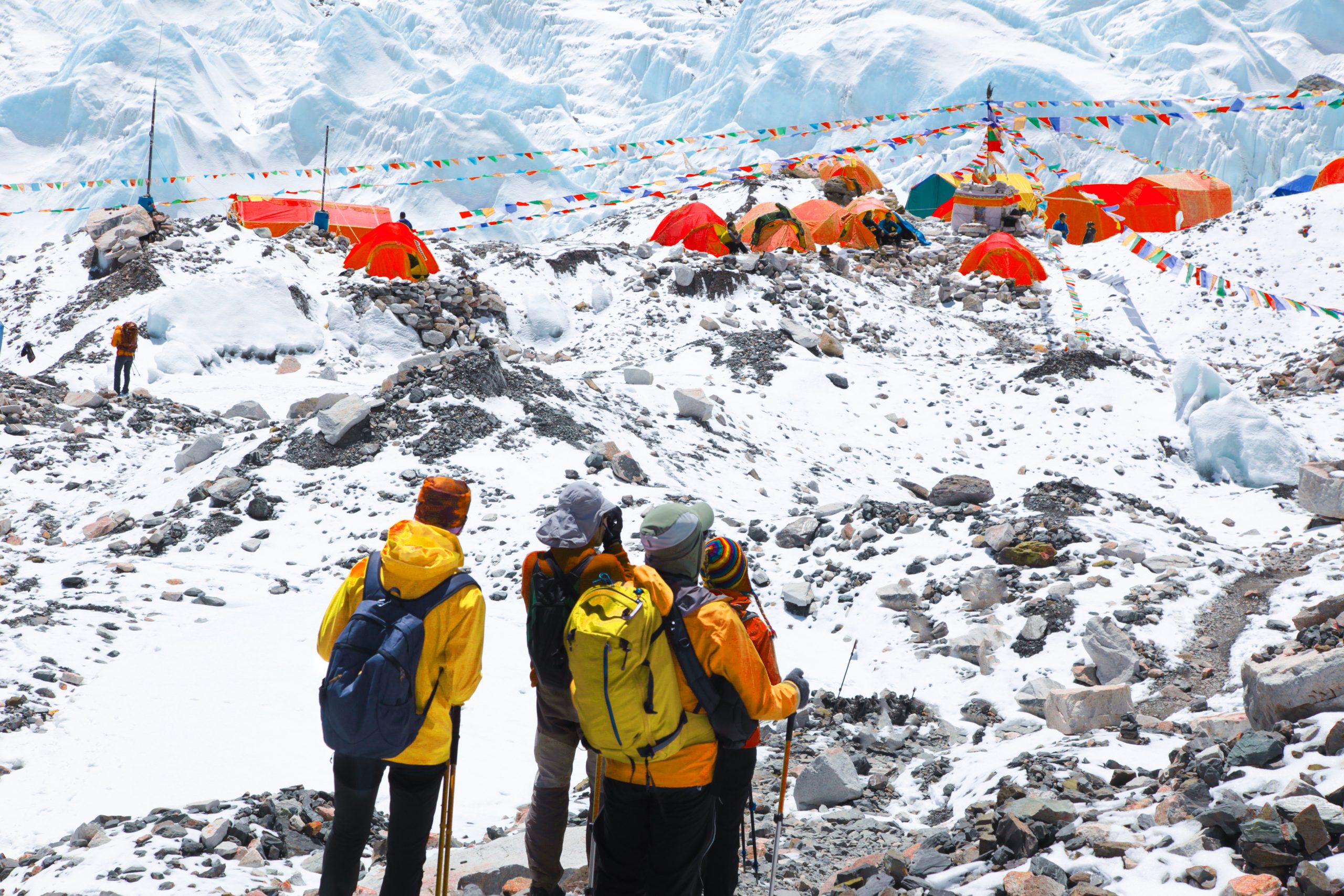 Vista del campo base sul Monte Everest Mount Everest - Foto: depositphotos