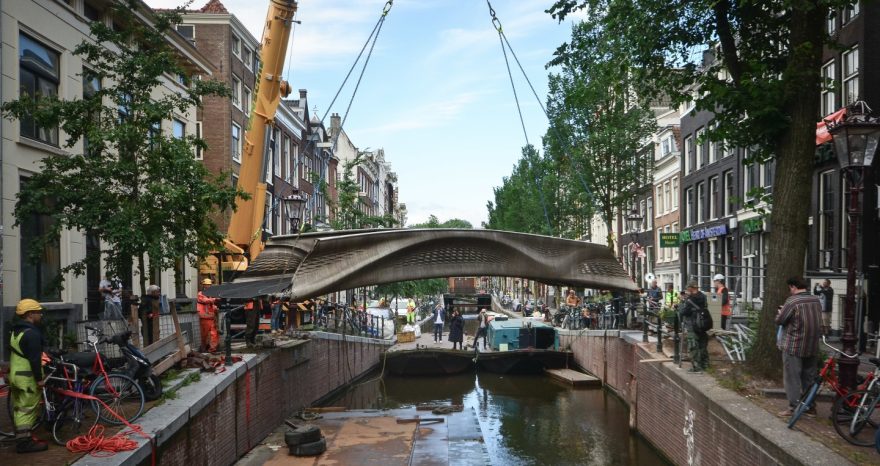 Rinnovabili • Ponte in acciaio stampato in 3D ad Amsterdam