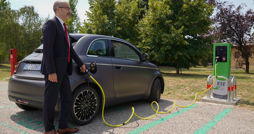 Rinnovabili • ricarica dei veicoli elettrici