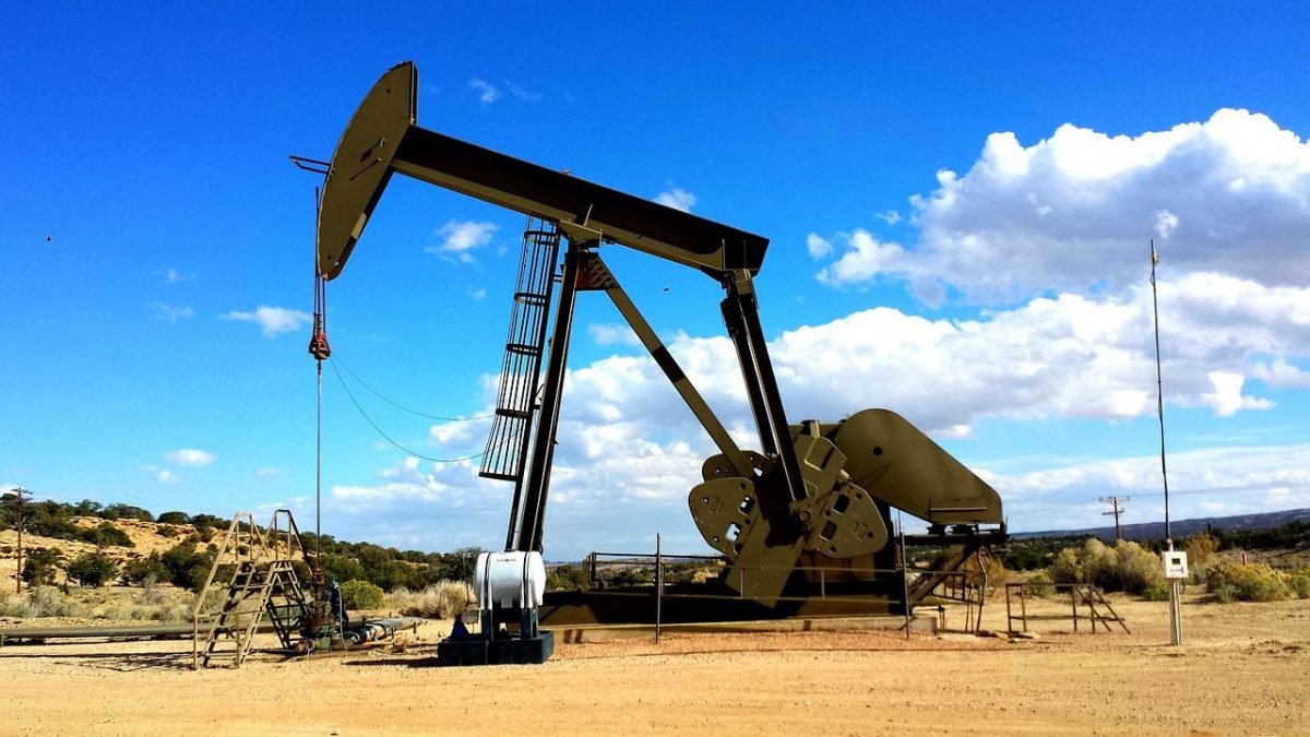 Rinnovabili • Mercato del petrolio: dietrofront dell’Iea, nessuno shock dalla guerra in Ucraina