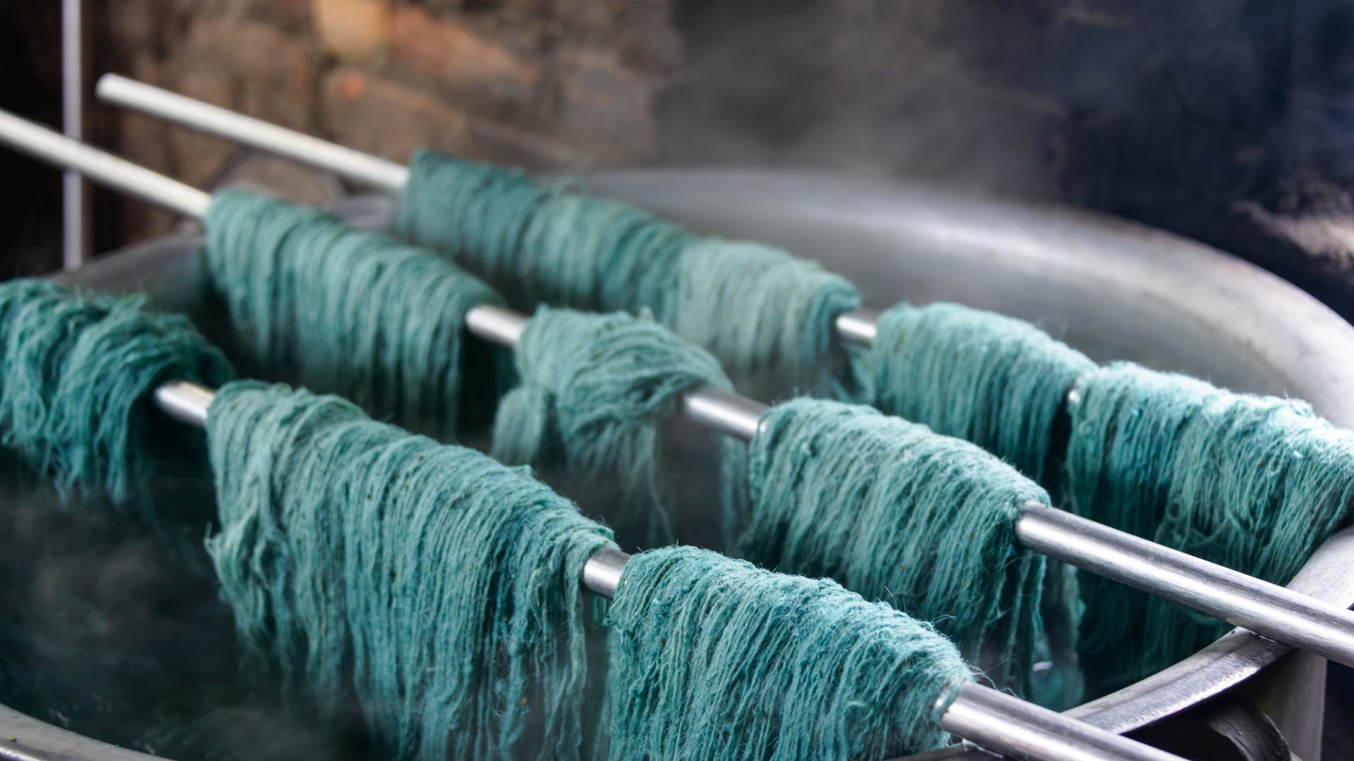 Rinnovabili • Consumo dell’acqua nell’industria tessile
