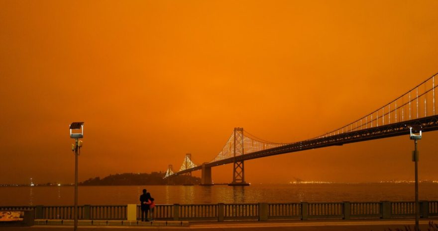 Rinnovabili • Emissioni degli incendi: quanto pesano sul bilancio di gas serra della California?