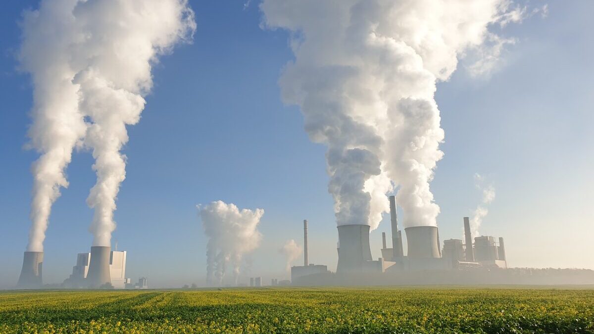 Rinnovabili • Emissioni dell’industria oil&gas: sono il triplo di quelle dichiarate