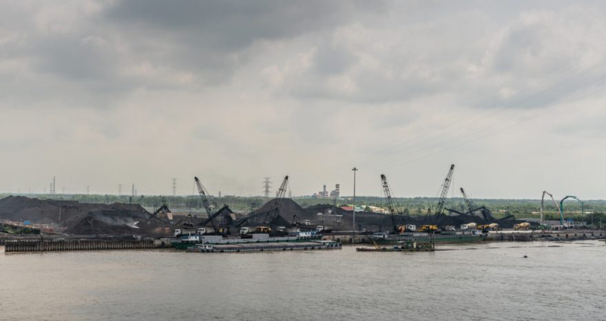 Rinnovabili • Transizione giusta: il Vietnam ci ripensa e abbraccia il carbone