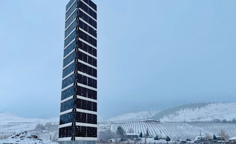 Rinnovabili • torre fotovoltaica