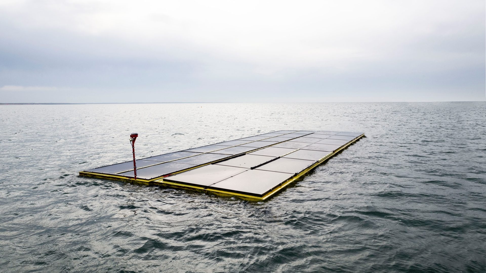 Rinnovabili • Pannelli solari in mare