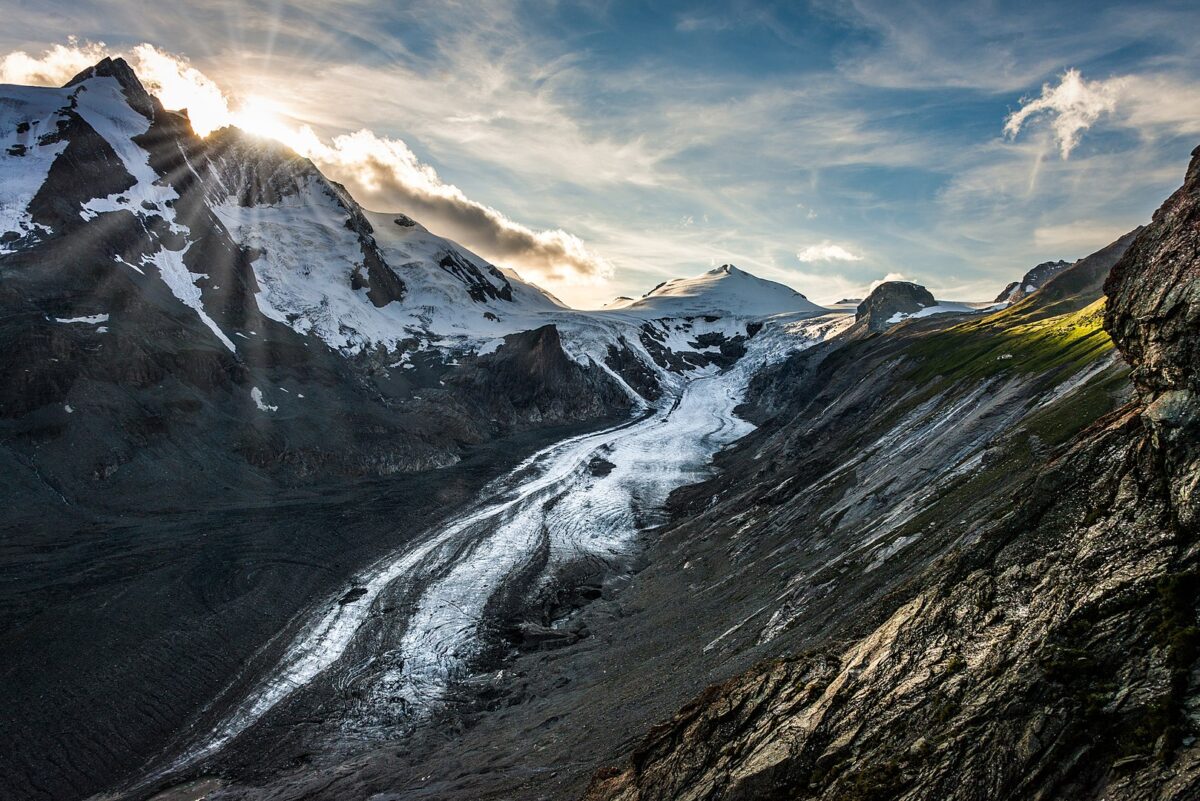 Rinnovabili • Fusione dei ghiacciai: in Austria spariranno al più tardi nel 2075