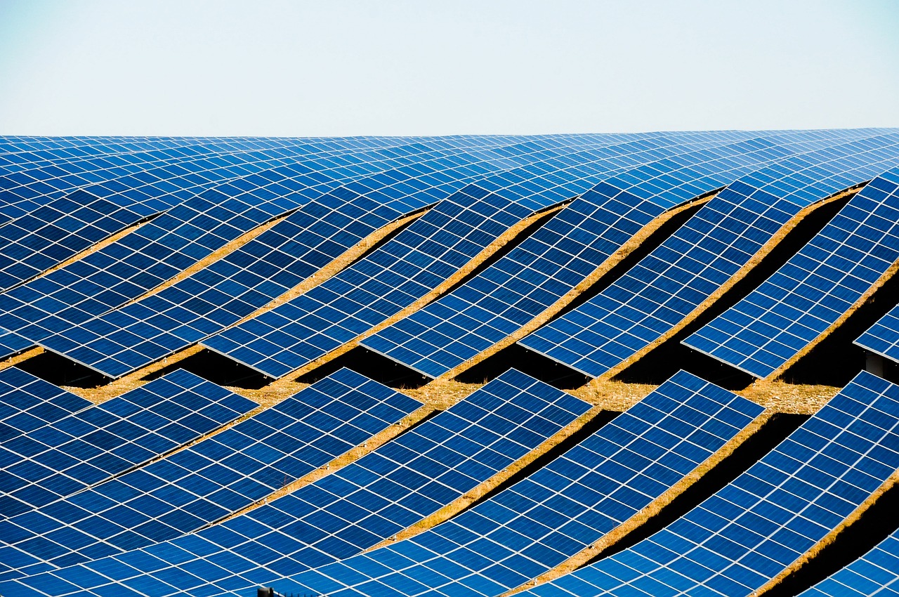 Fotovoltaico 2023: ancora record, verso 270 nuovi GW globali