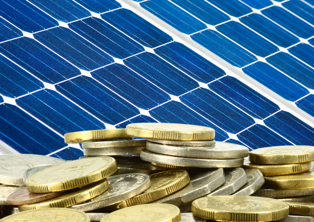 Rinnovabili • risparmiare in bolletta grazie pannelli solari 