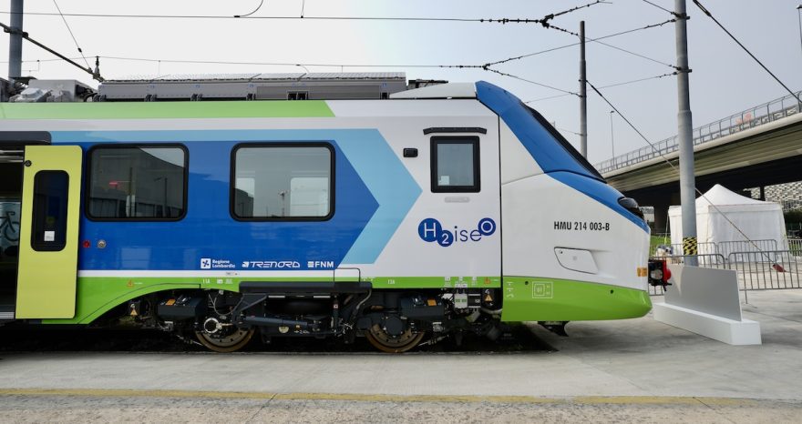 Rinnovabili • primo treno a idrogeno d’Italia