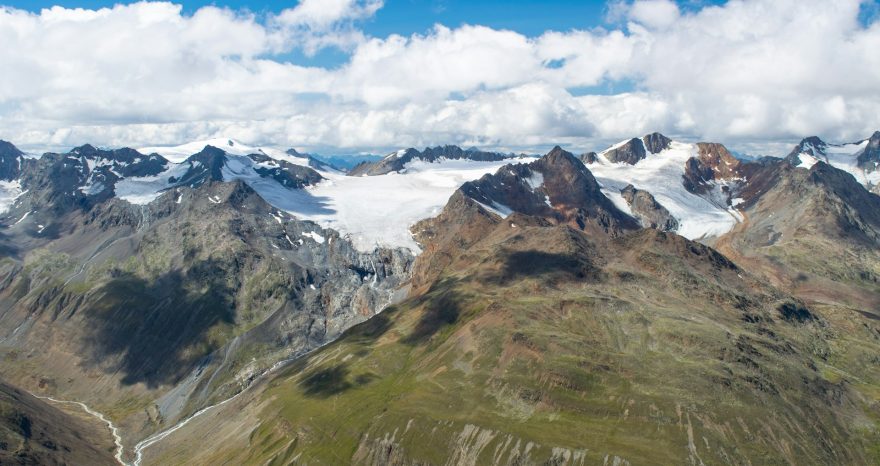 Rinnovabili • Fusione ghiacciai alpini: -65% in 25 anni col global warming di oggi