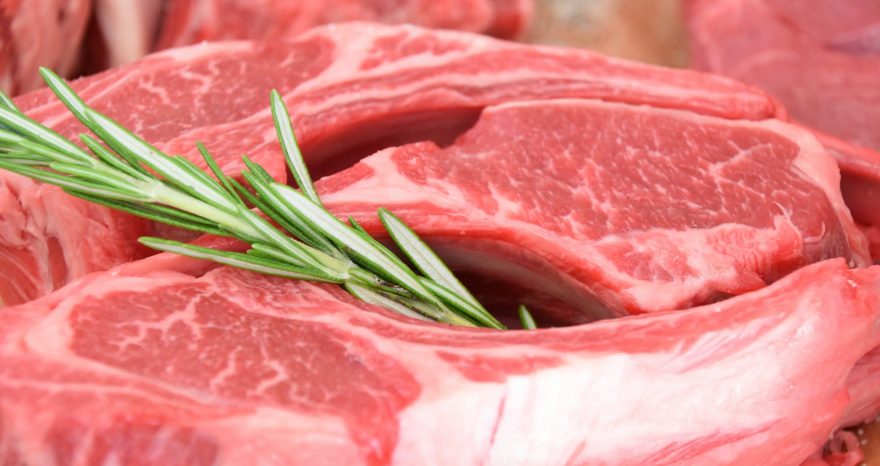 Rinnovabili • Consumo di carne Italia: triplicato in 60 anni, 80 kg a testa