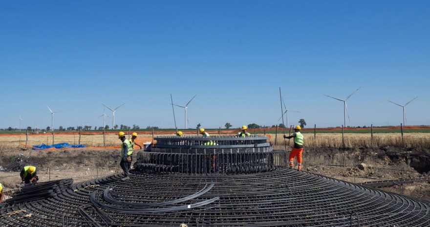 Rinnovabili • Puglia: procede a pieno ritmo la costruzione del Parco Eolico di San Severo