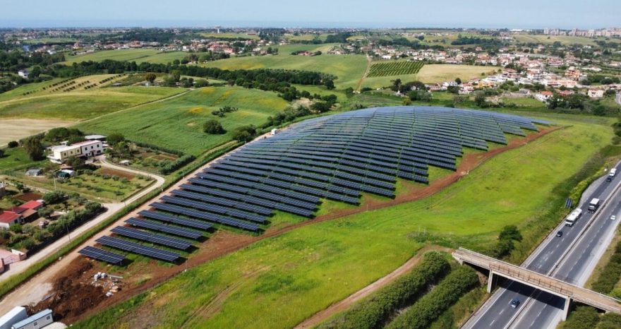 Rinnovabili • Fotovoltaico in Italia: cosa serve al settore secondo CCE Italia