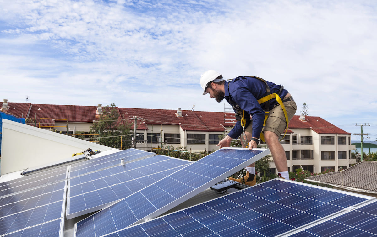 Pannelli fotovoltaici, come non sbagliare la dichiarazione dei redditi 