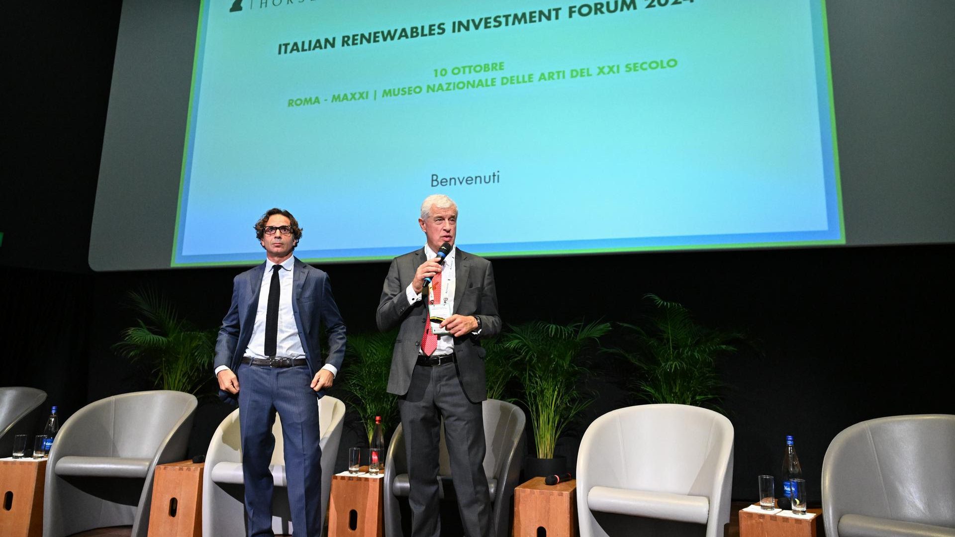 Rinnovabili • Investimenti nelle rinnovabili: in aumento ma atteso freno dal 2026