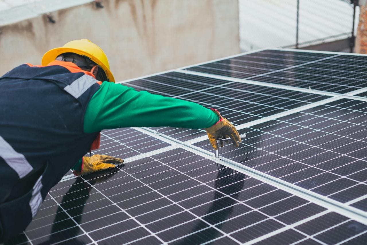 Rinnovabili • Fotovoltaico in edilizia libera: quando non si applica la semplificazione