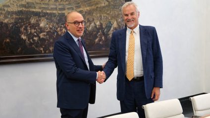 Rinnovabili • Intesa Sanpaolo ed Edison Next, insieme per accompagnare la transizione energetica delle aziende